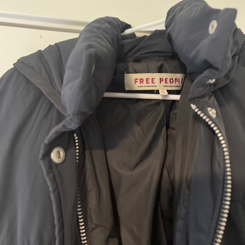 Free People Black Puffer Vest - Picture 2 of 4